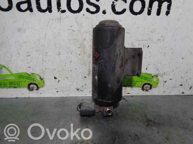 Filtr powietrza   9213052N00