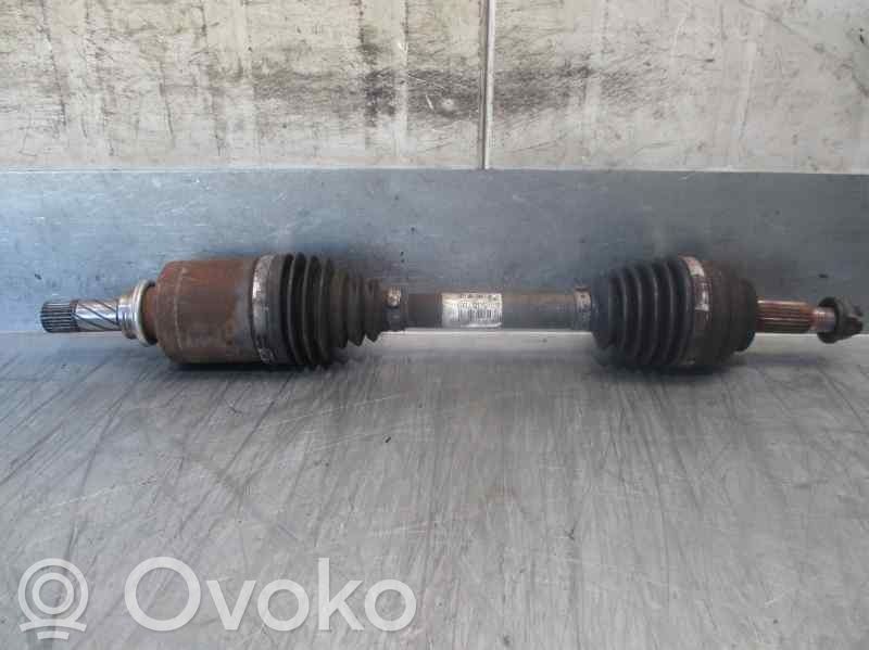 Nissan Kubistar Antriebswelle vorne 