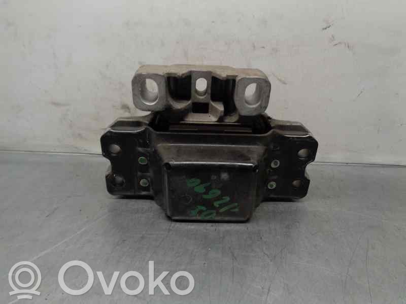 Volkswagen Jetta V Suport tampon motor 