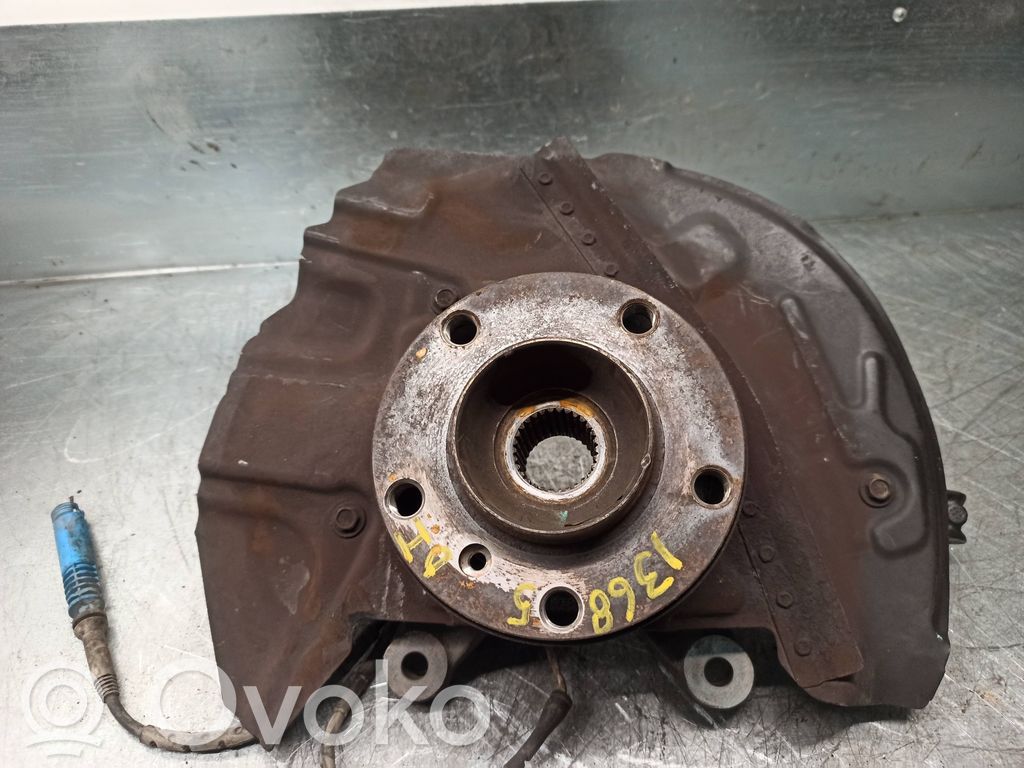 BMW X5 E53 Front wheel hub spindle knuckle 