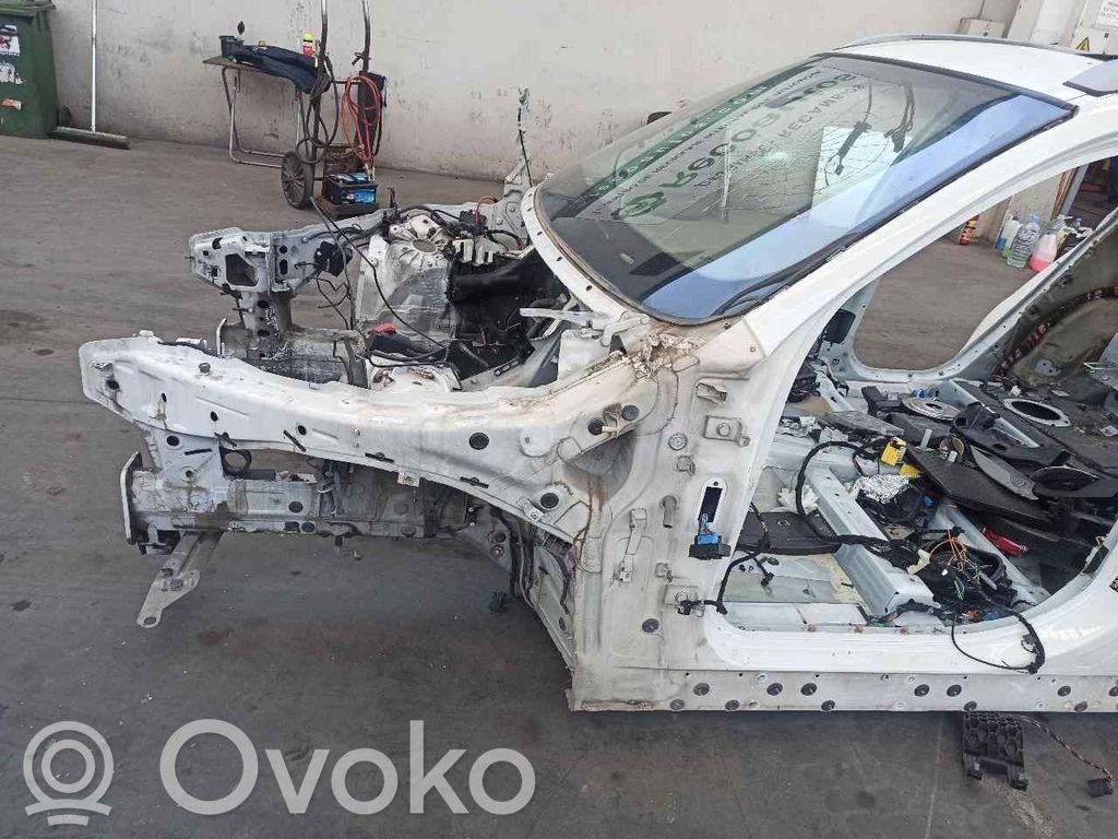 BMW X6 E71 Soporte del parachoques delantero 