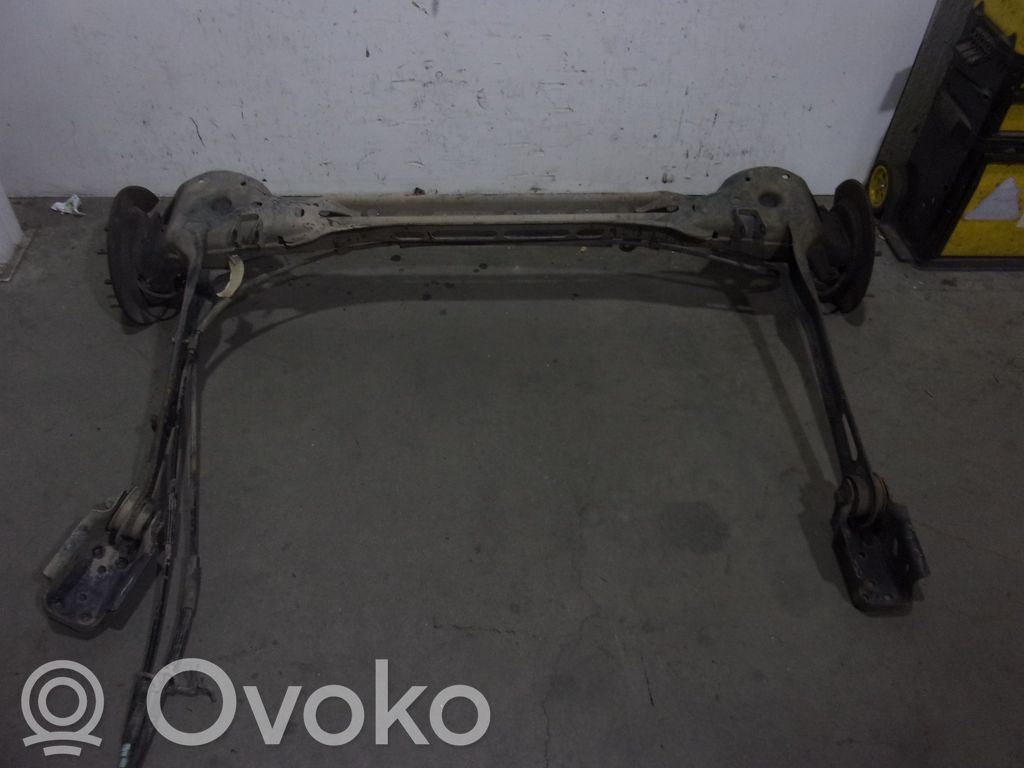 Chrysler Grand Voyager V Belka osi tylnej z reduktorem 