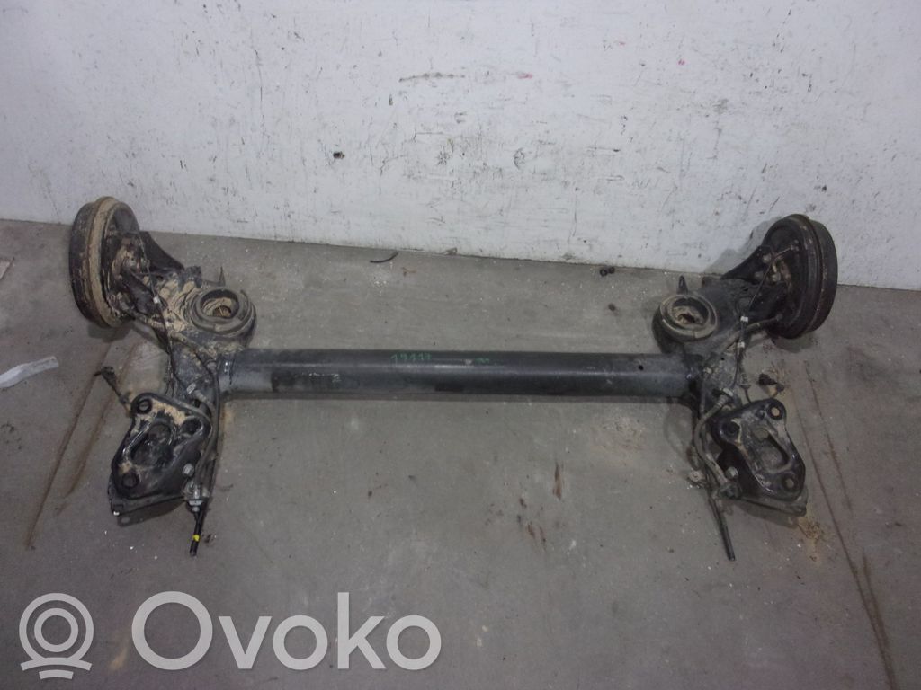 Opel Corsa E Aizmugurējā tilta sija ar reduktoru 