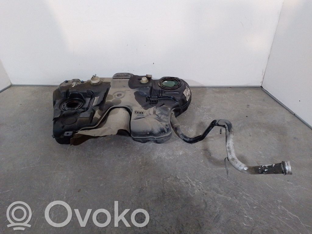 Volvo V60 Serbatoio del carburante 