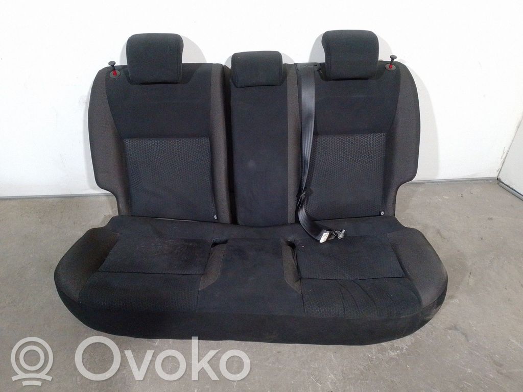 Nissan Juke I F15 Scaun spate 