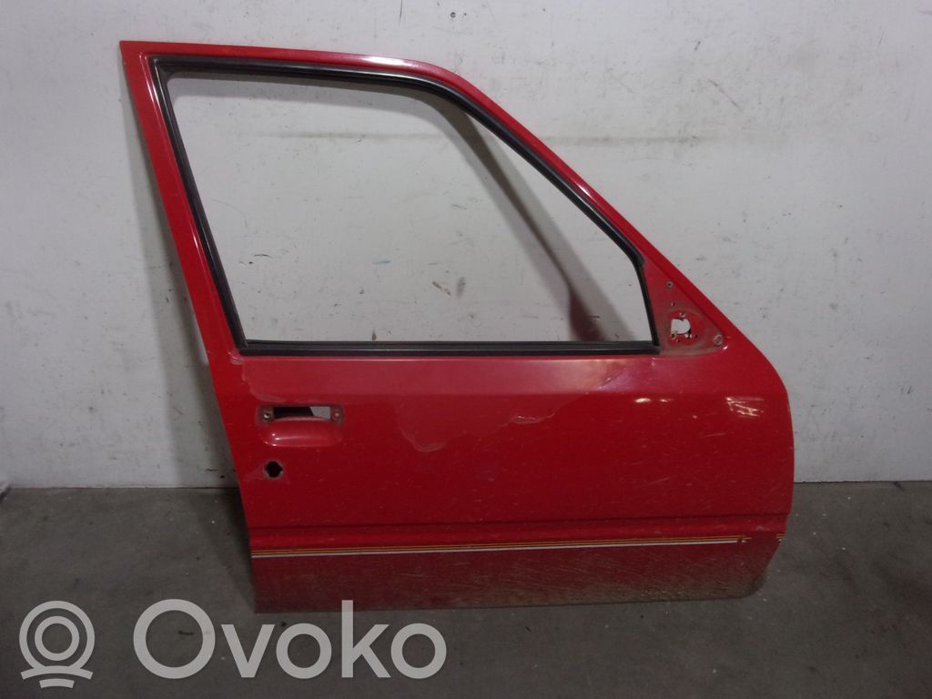 Peugeot 205 Puerta delantera 
