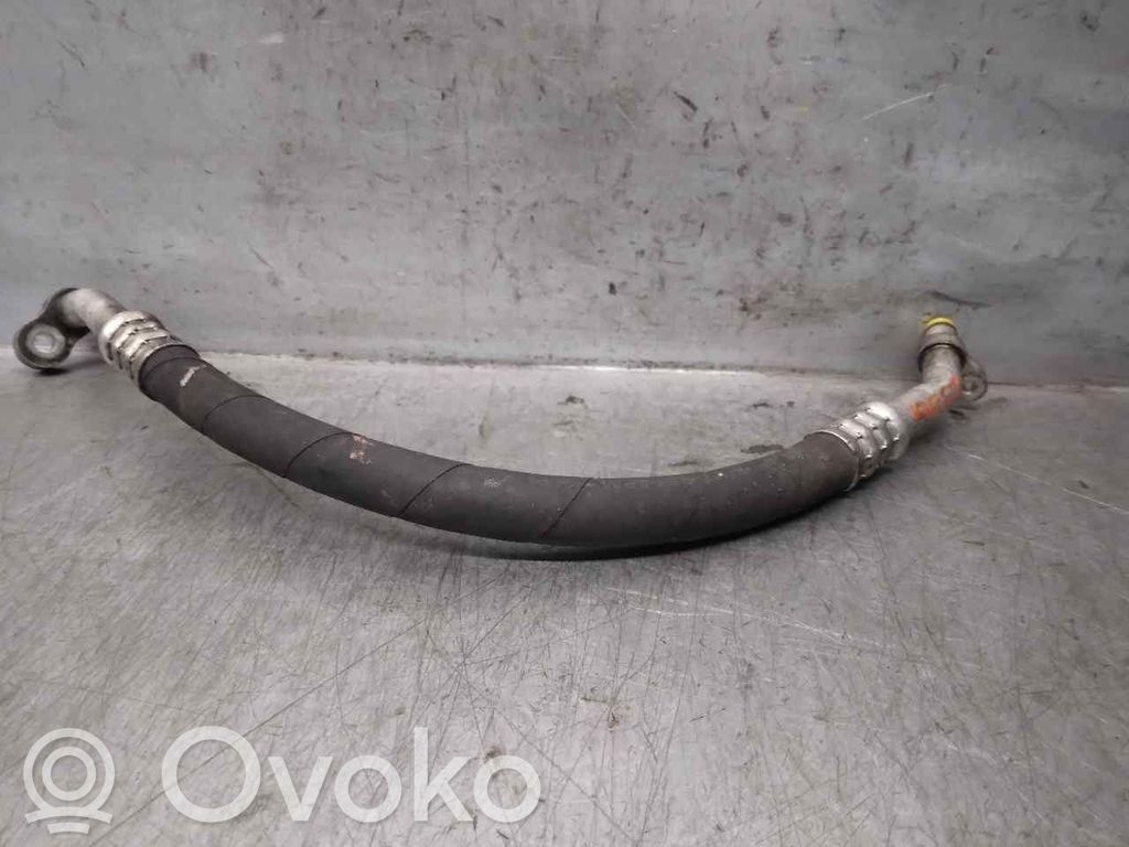Ilmastointilaitteen putki (A/C)   A9068306415,A9068306415