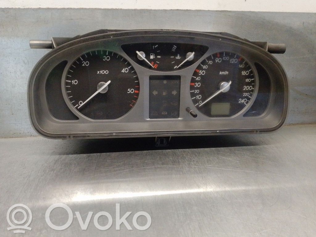 Renault Laguna II Speedometer (instrument cluster) 