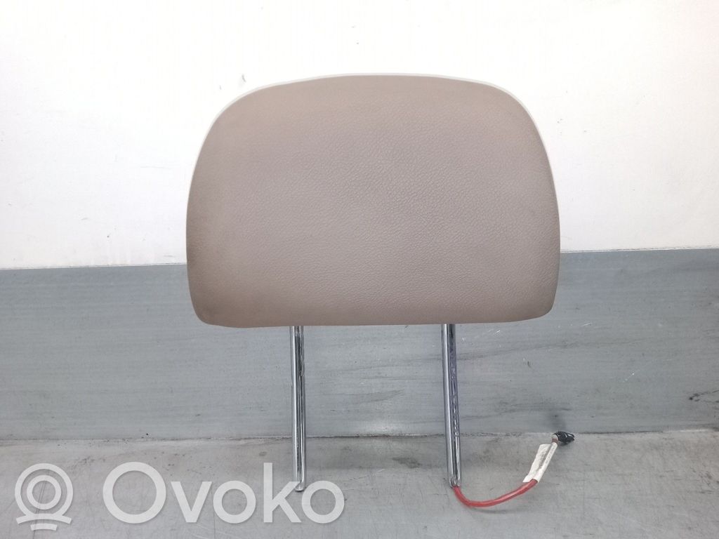 BMW X5 E70 Priekinės sėdynės galvos atrama 
