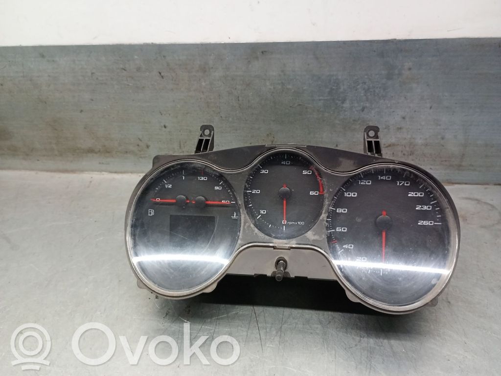 Seat Altea Geschwindigkeitsmesser Cockpit