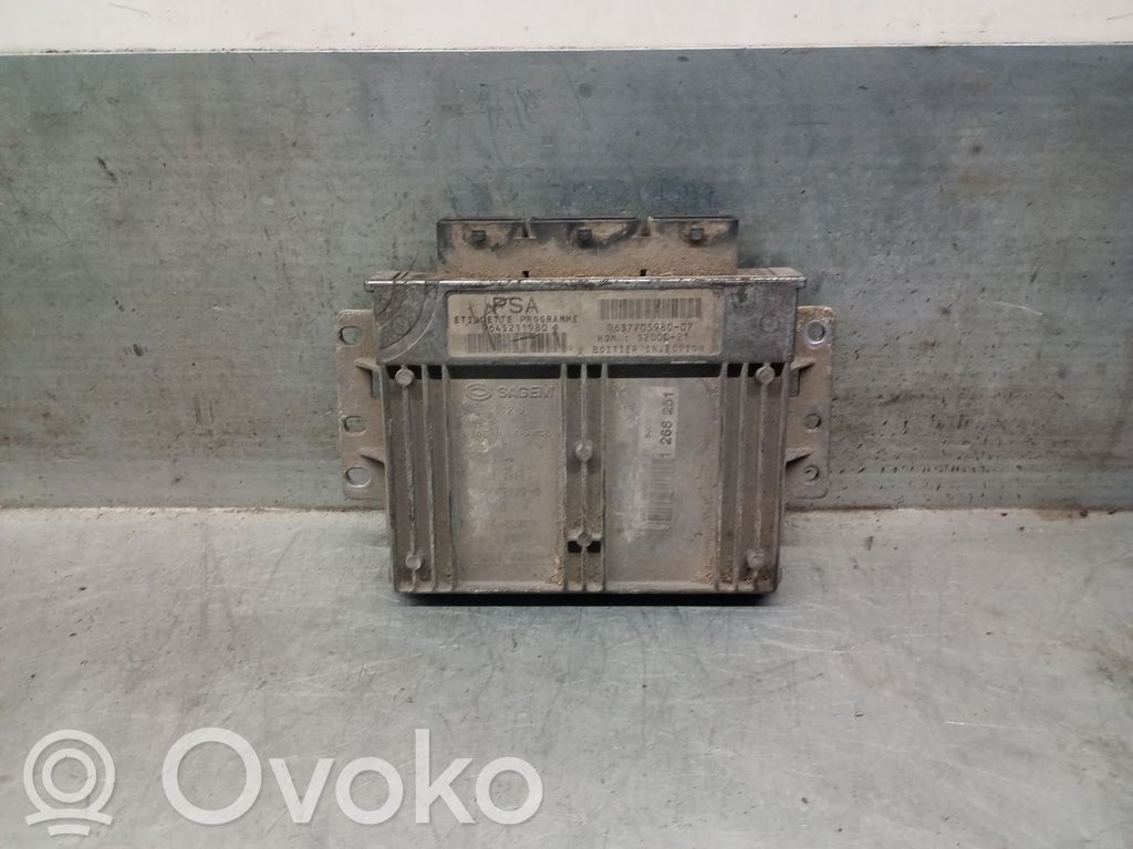 Peugeot 106 Engine control unit/module 