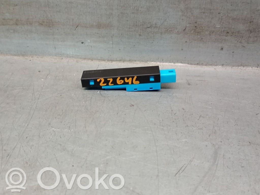 Lexus IS 220D-250-350 Antena de radio 