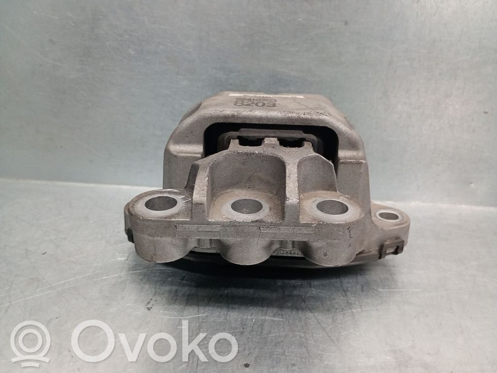 Opel Mokka Supporto di montaggio del motore 