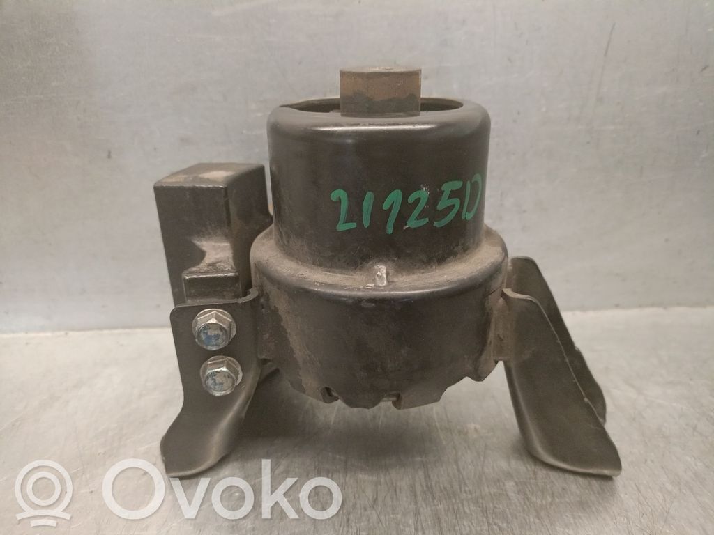Honda HR-V Engine mount bracket 
