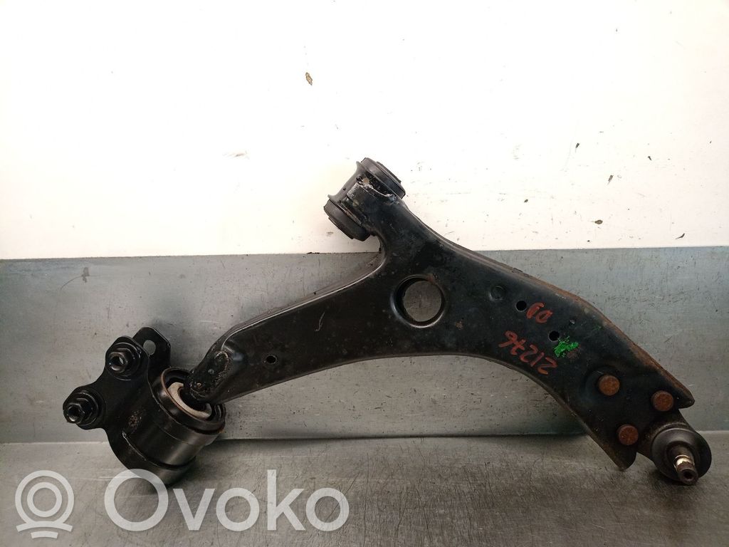 Volvo V50 Braccio di controllo sospensione anteriore 