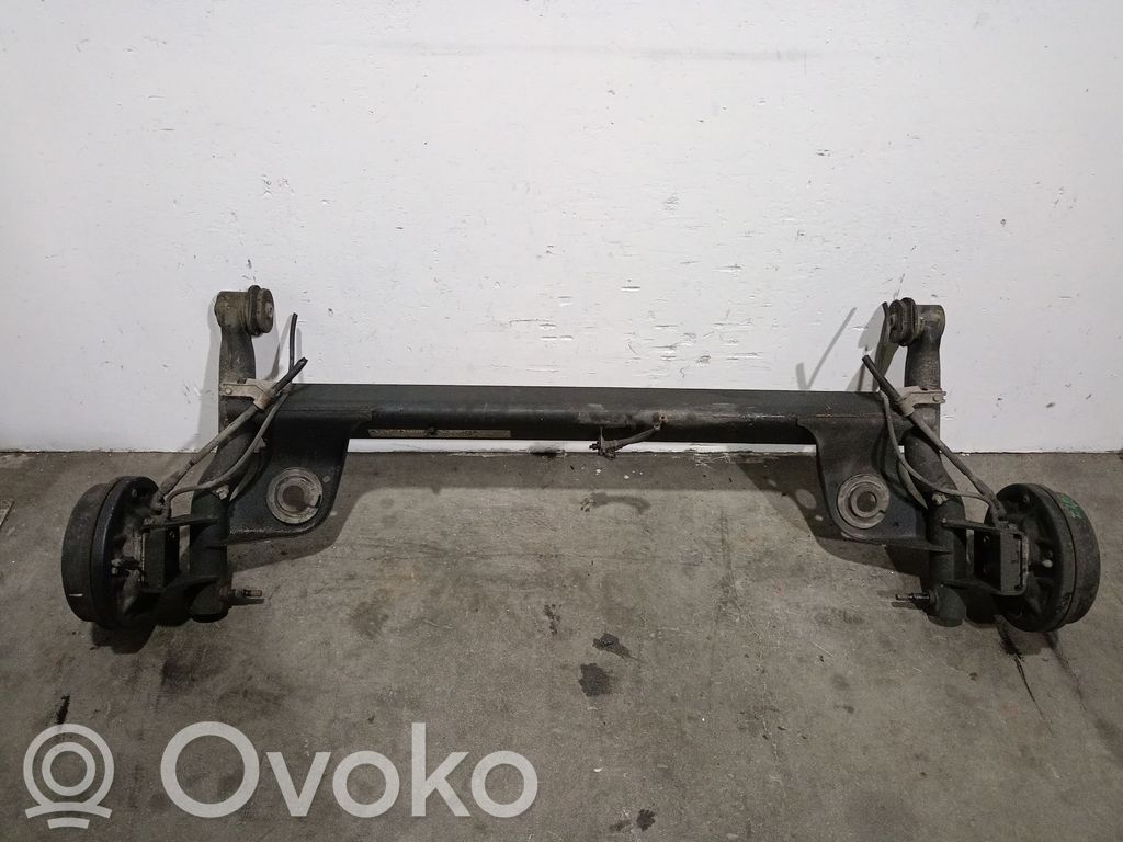 Suzuki Swift I Hinterachsträger mit Reduzierstück 