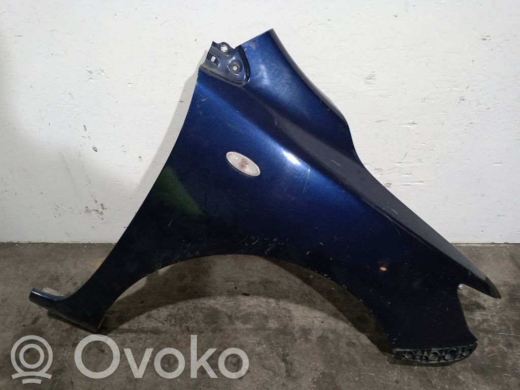 Toyota Corolla E140 E150 Sparnas 
