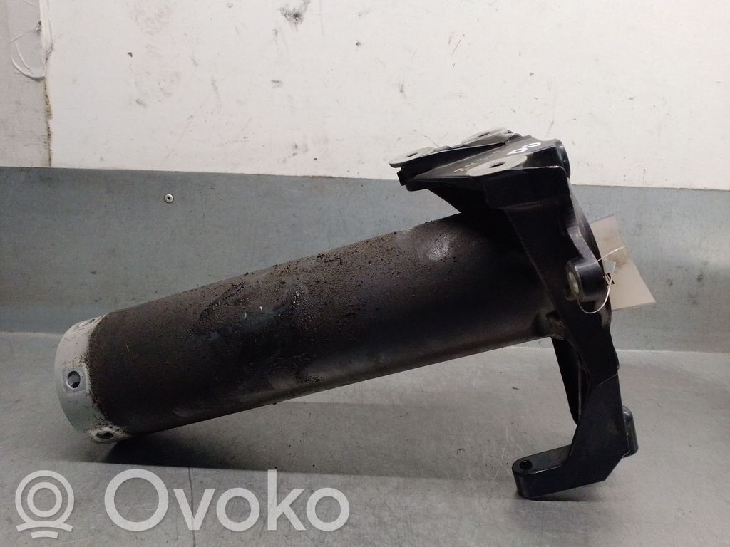 Audi A8 S8 D3 4E Soporte del parachoques delantero 