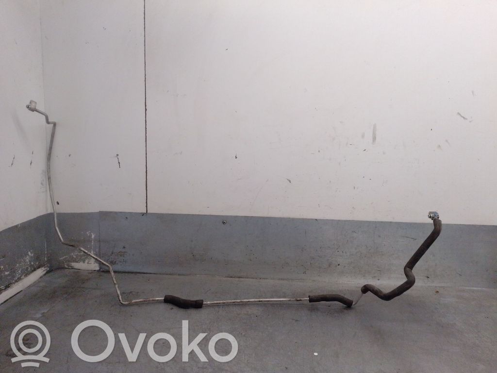 Subaru Legacy Ilmastointilaitteen putki (A/C) 