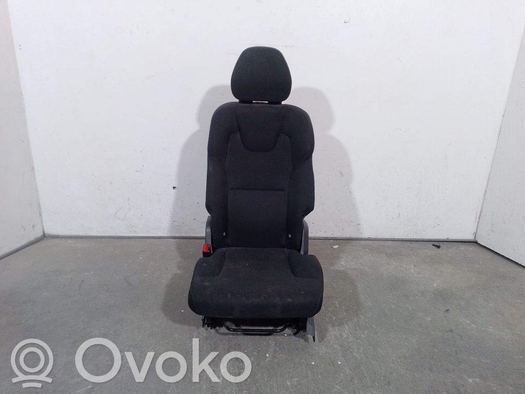 Volvo XC90 Takaistuin 