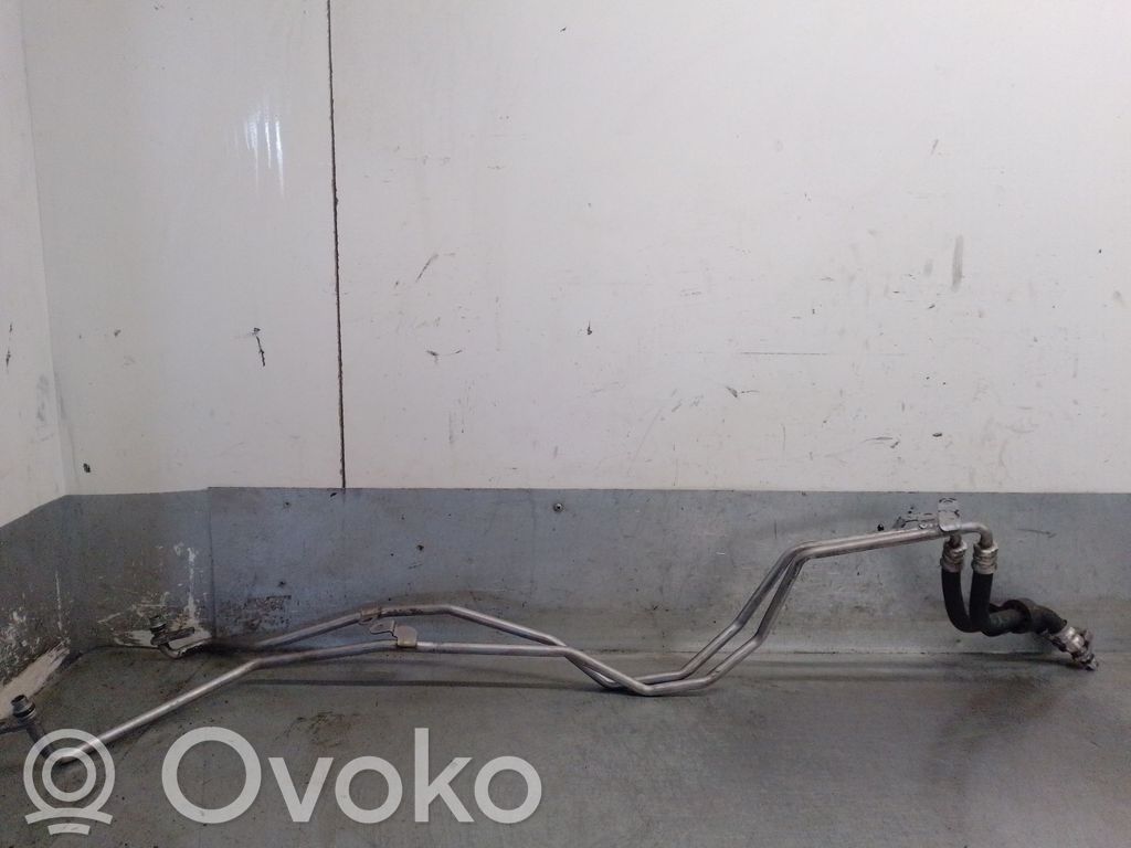 Ilmastointilaitteen putki (A/C)   7L8317801H,7L8317801H