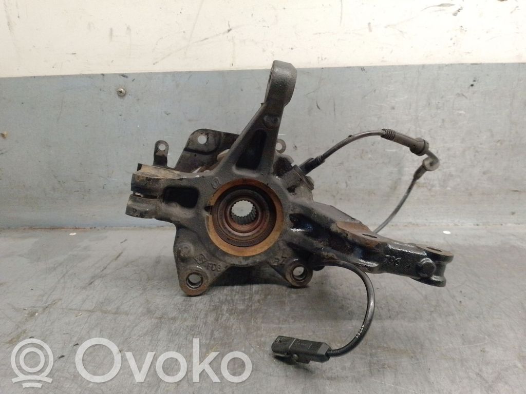 Renault Clio IV Fuzetă butuc roată față 