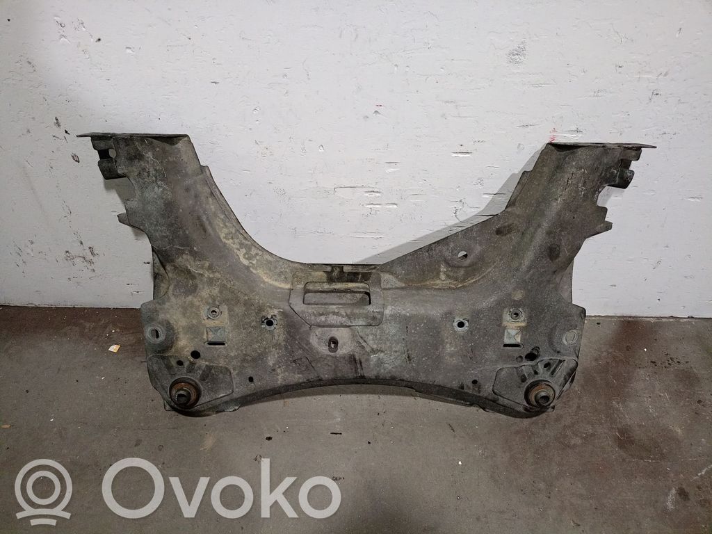 Renault Clio III Priekinis traversas 
