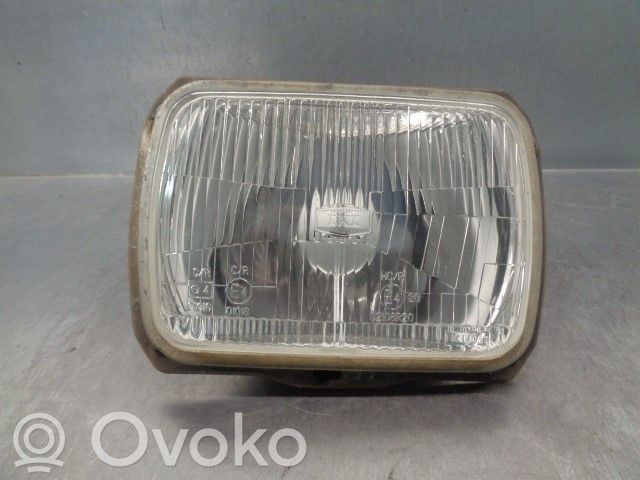 Daihatsu Rocky Scheinwerfer 