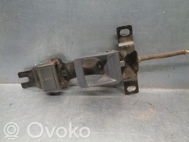 Daihatsu Rocky Manecilla interna puerta trasera 