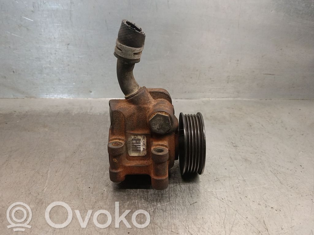 Ford Fusion Ohjaustehostimen sähköpumppu 