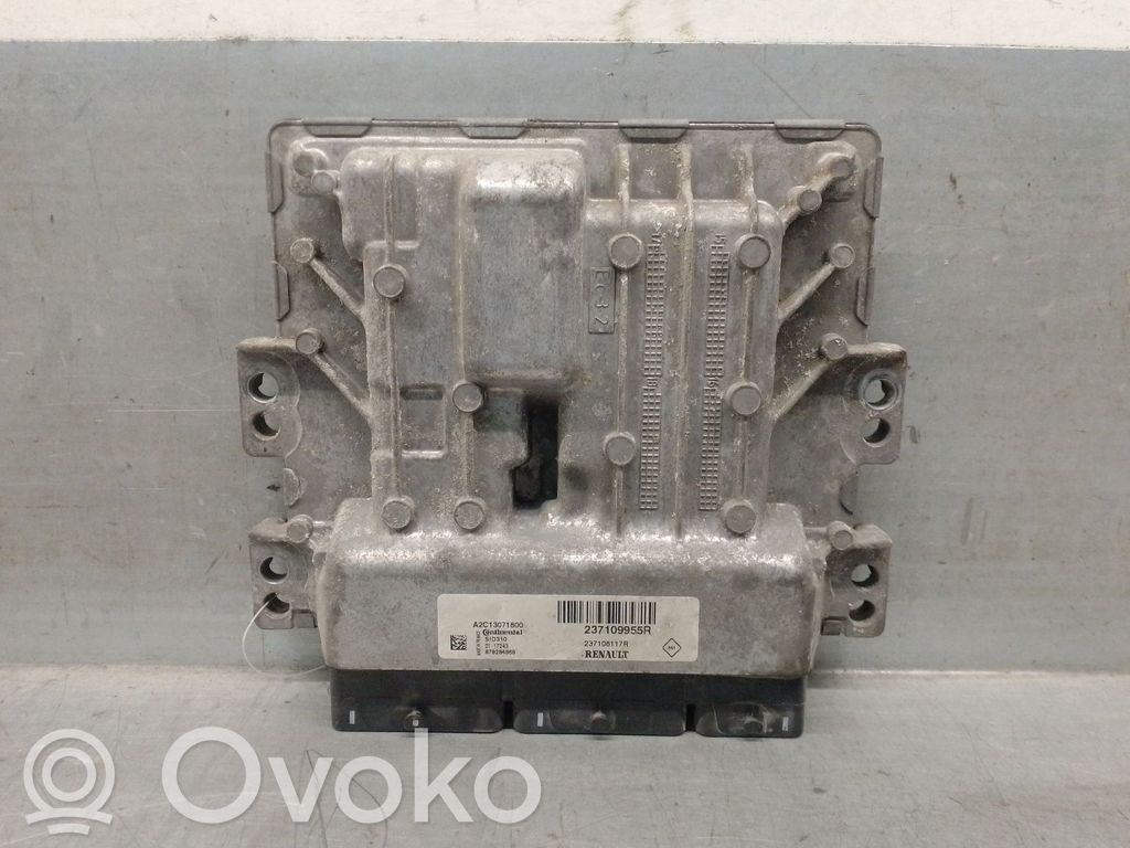 Renault Master III Engine control unit/module 