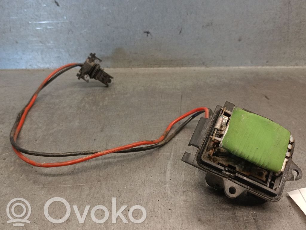 Nissan Primastar Rezystor / Opornik dmuchawy nawiewu 