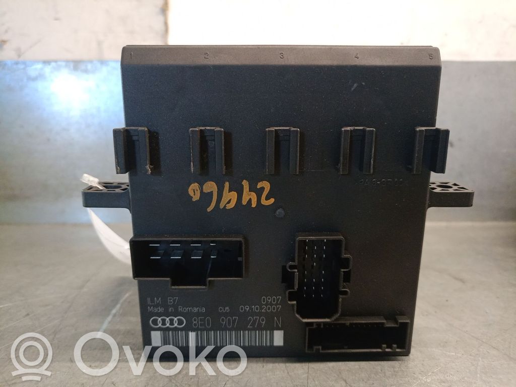 Autres unités de commande / modules   8E0907279N,00009771C4