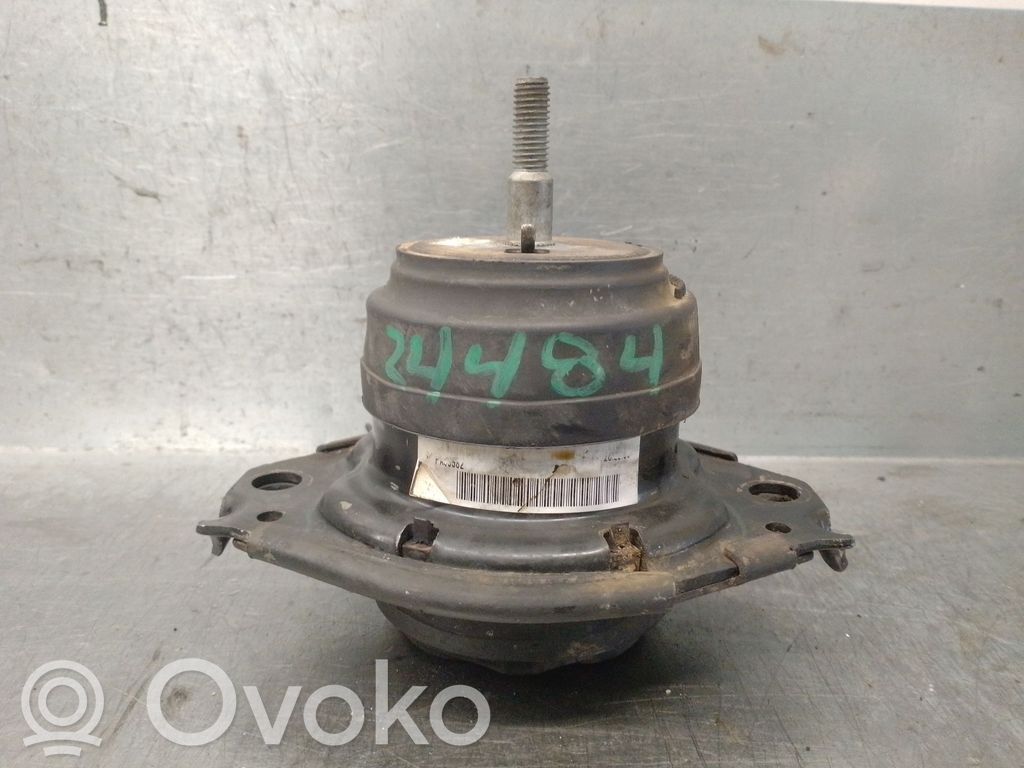 Jeep Grand Cherokee Dzinēja spilvens 