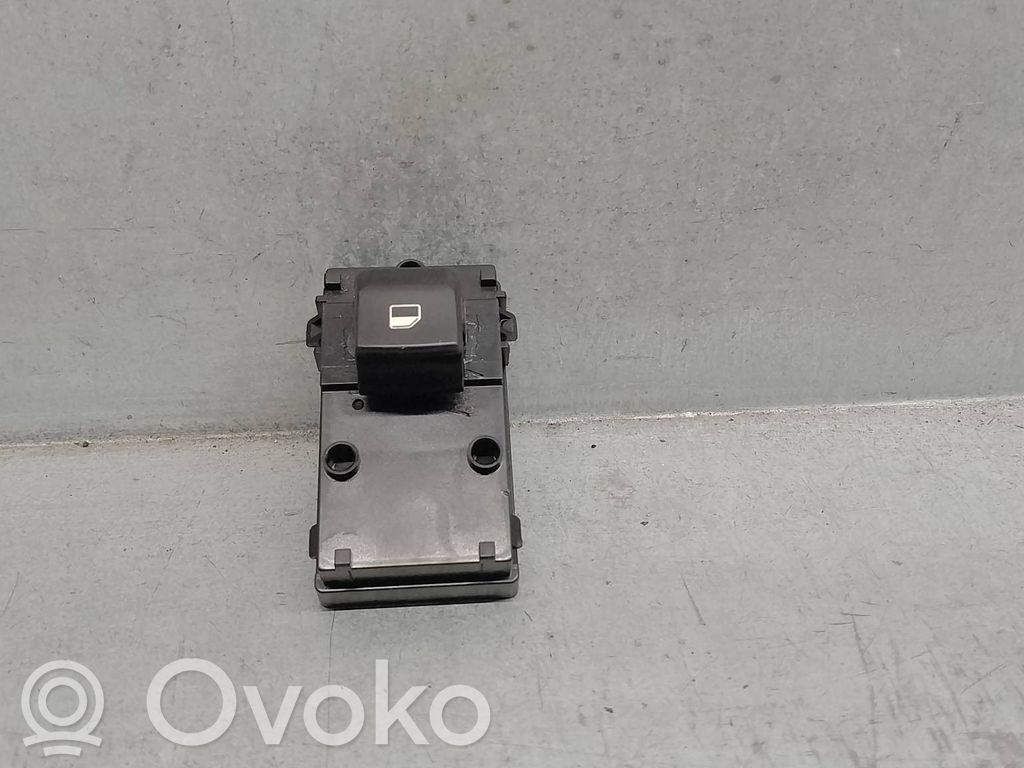 Electric window control switch   40B5221500