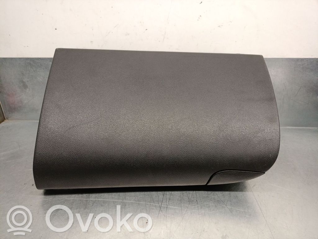 KIA Pro Cee'd II Glove box 