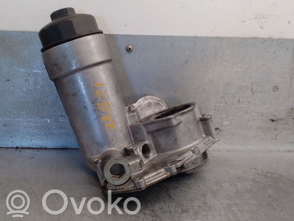 Oil filter mounting bracket   059115405F,059115405G