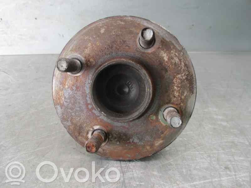Toyota Corolla E120 E130 Fuso a snodo con mozzo ruota posteriore 