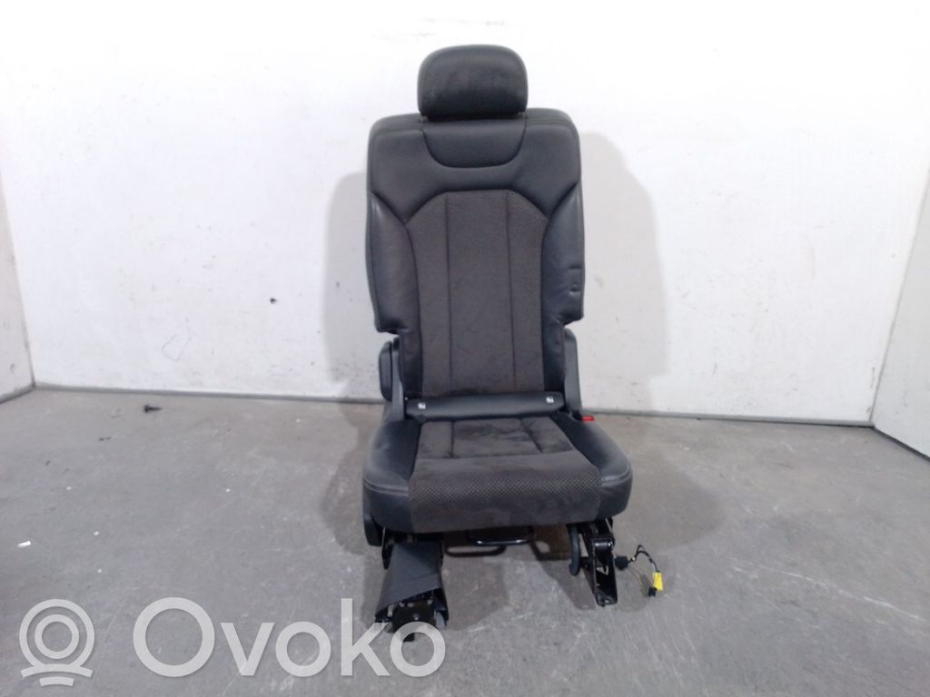 Takaistuin   4M0883108A,4M0883108A