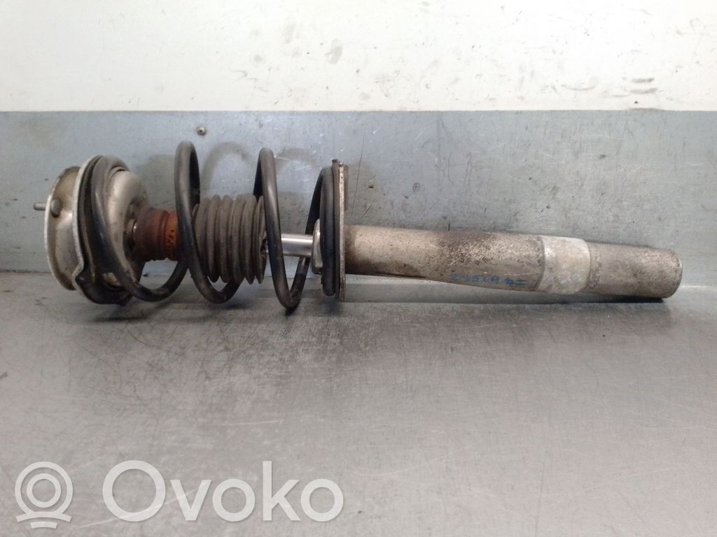 BMW 5 E60 E61 Etuiskunvaimennin kierrejousella 