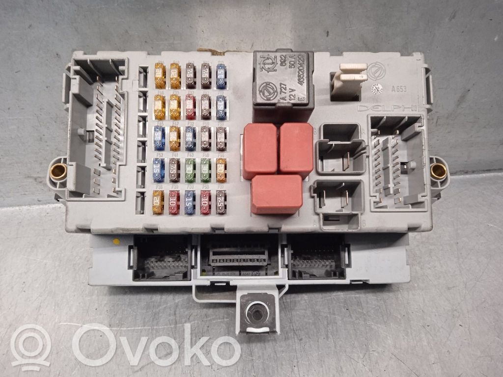 Fiat Idea Saugiklių dėžė (komplektas) 