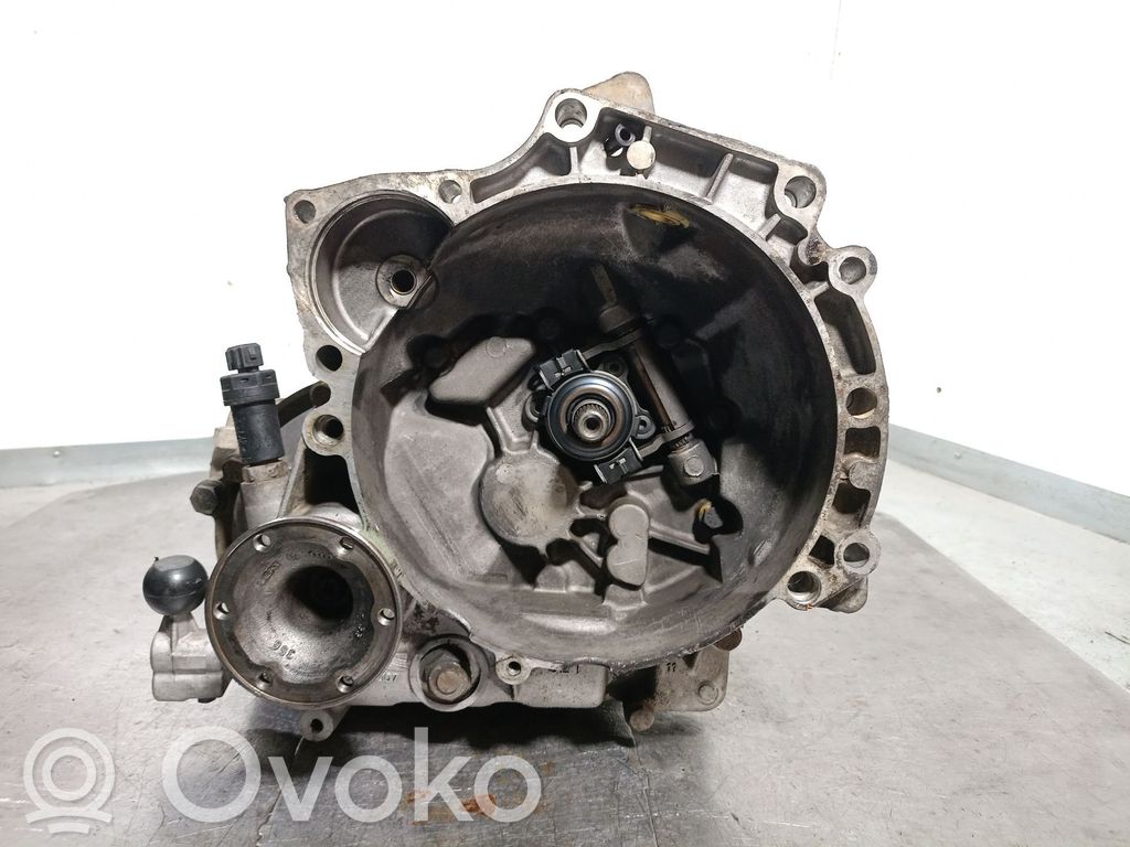 Volkswagen Golf SportWagen Manual 5 speed gearbox 