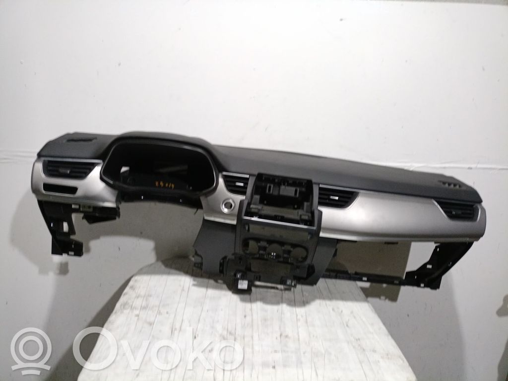 Panelis   H4MC6