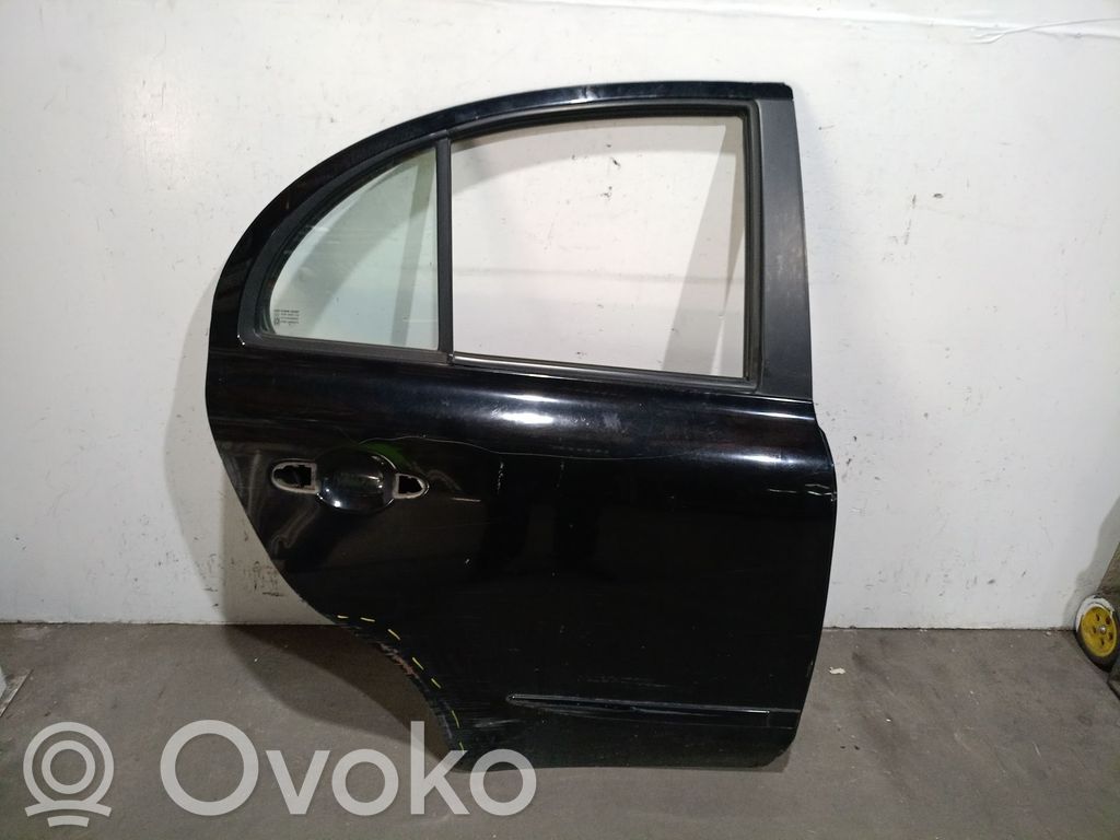 Nissan Micra Puerta trasera 