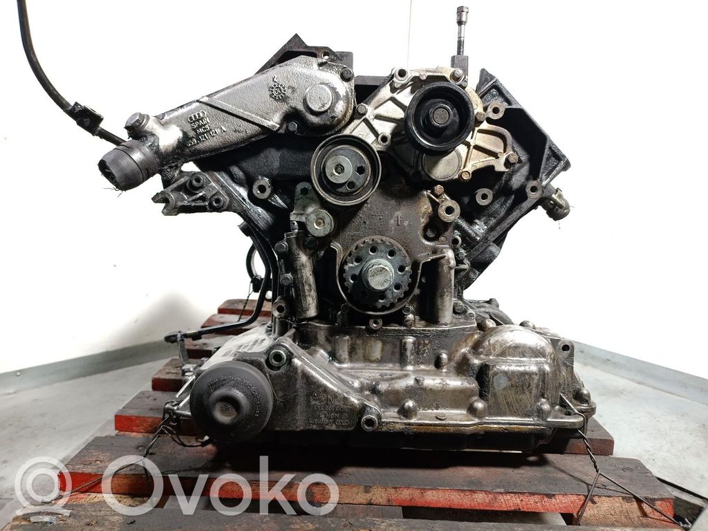 Audi A4 S4 B5 8D Motorblock 