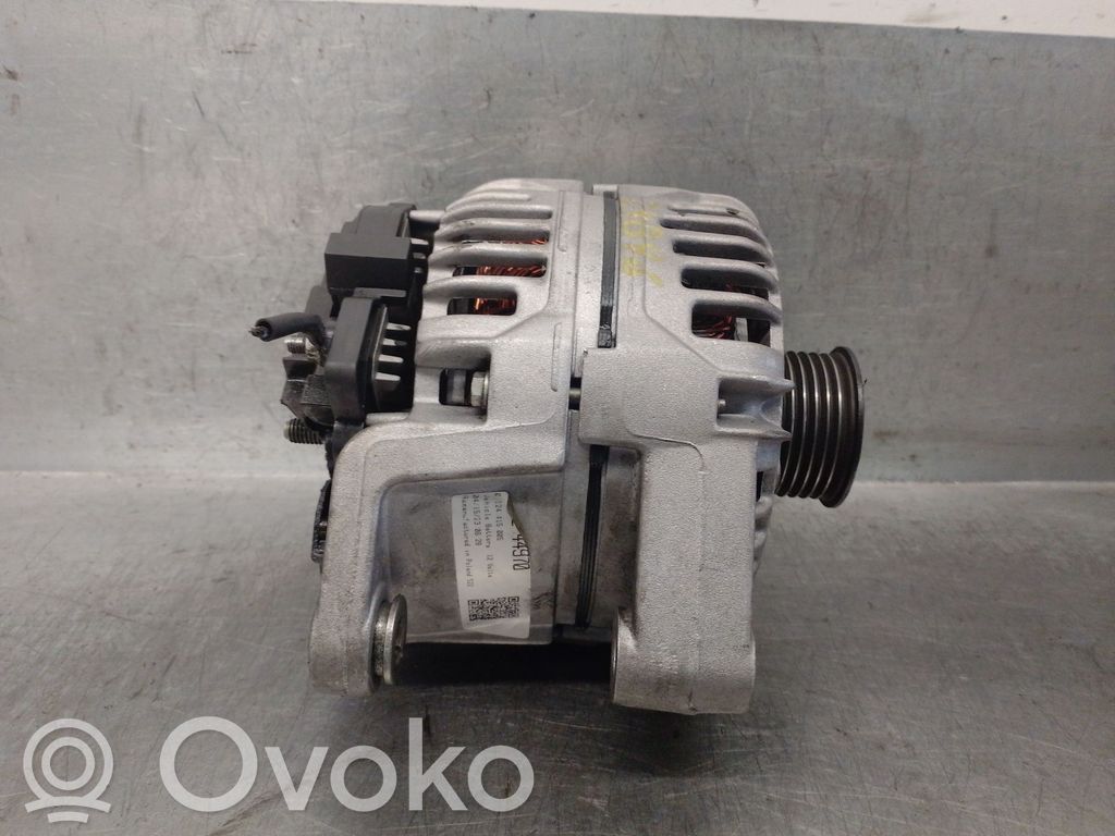Opel Astra G Alternador 