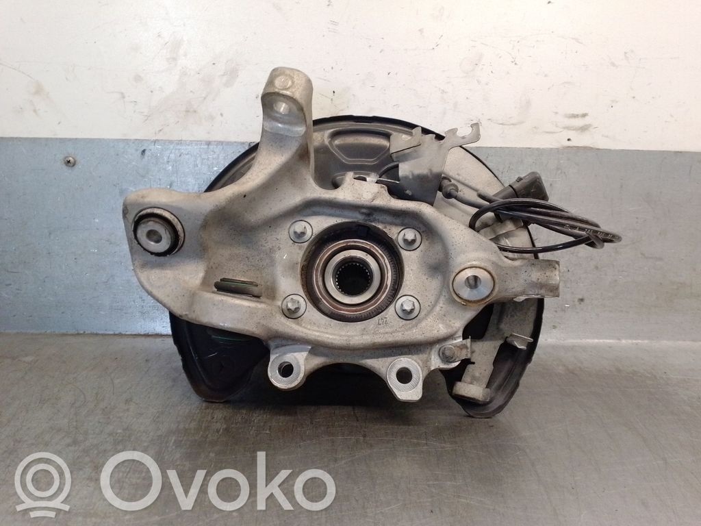 Mercedes-Benz C W205 Fuso a snodo con mozzo ruota posteriore