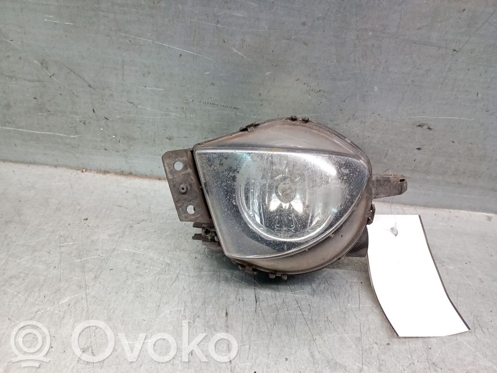 Miglas lukturis priekšā   6948374,63176948374