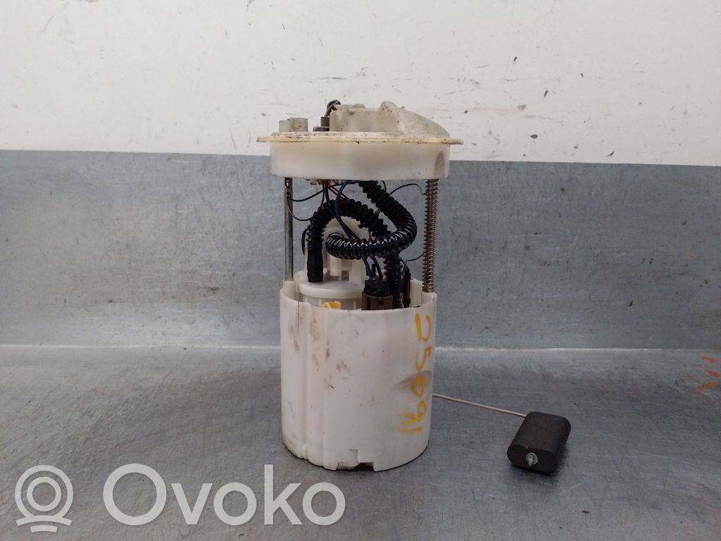 Volvo C30 Pompă combustibil în rezervor 