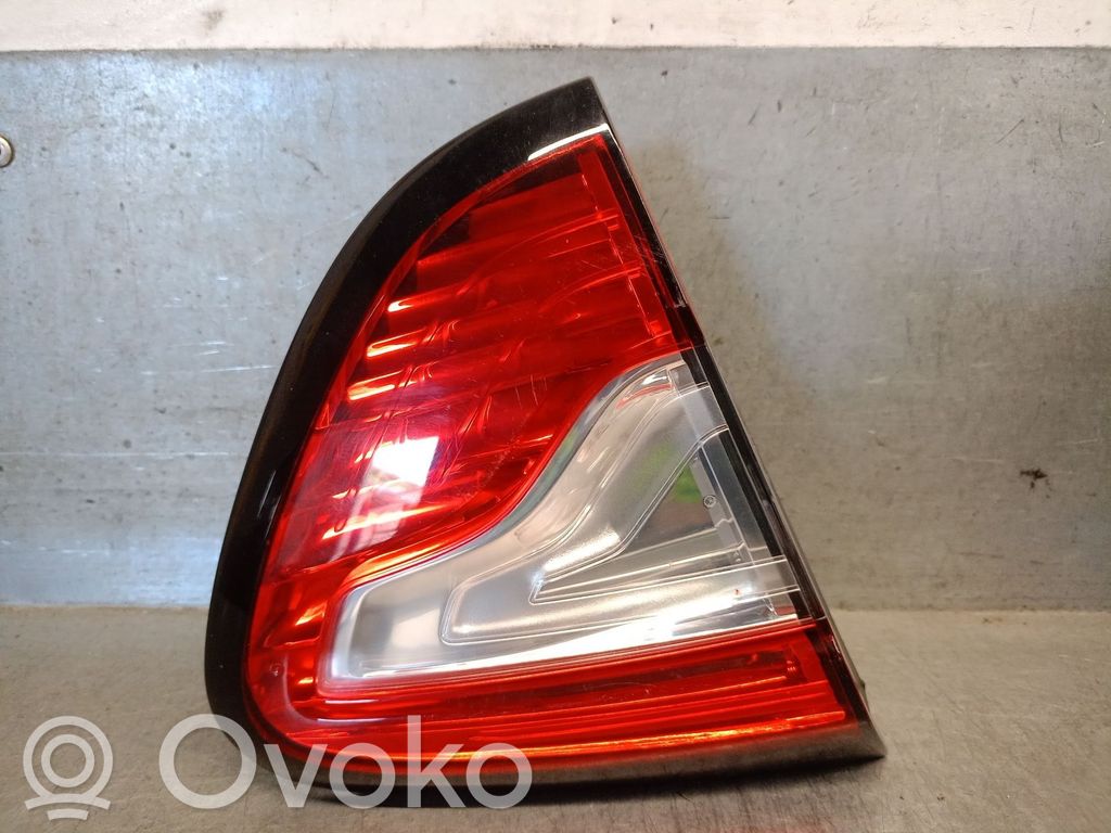 Renault Captur II Lampă spate în caroserie 